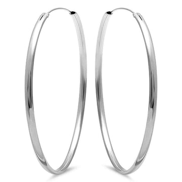 Created of certified 925 sterling silver
Plated in rhodium
Hypoallergenic